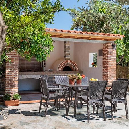 Eleonora'S Villa Skopelos Town Exterior photo